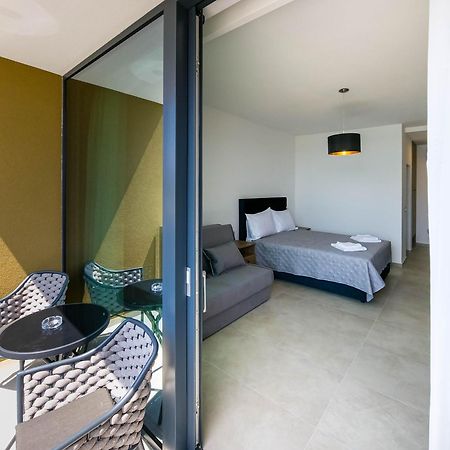 Maresole Beachfront Residence Porec Esterno foto