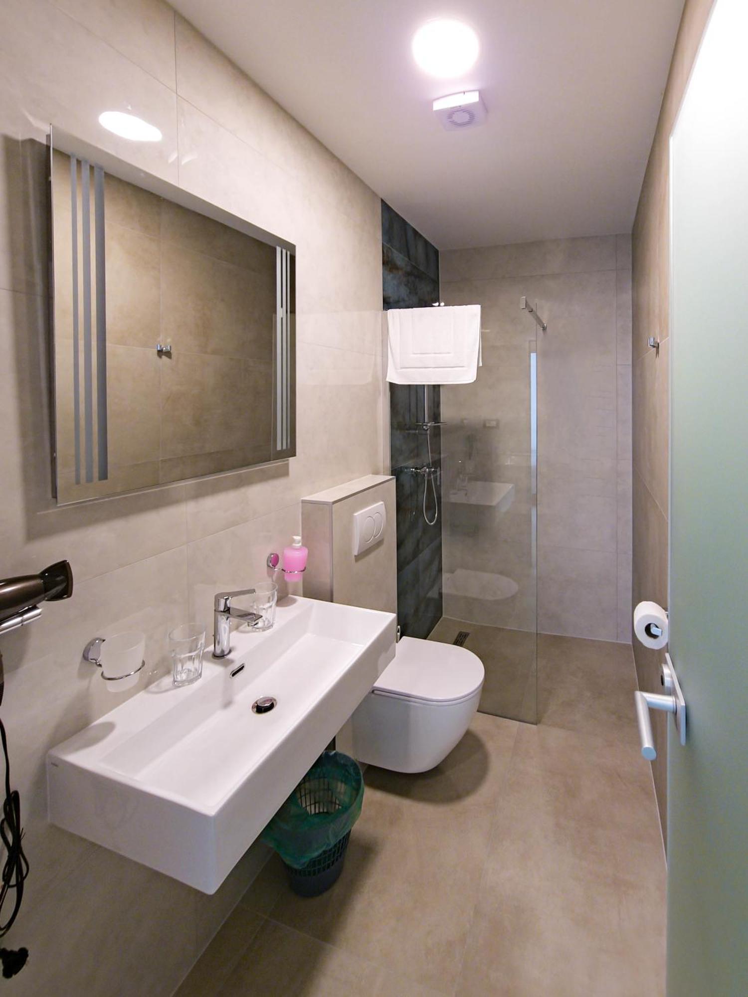Maresole Beachfront Residence Porec Esterno foto