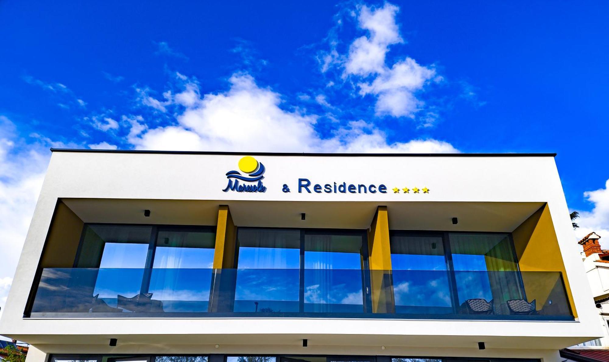 Maresole Beachfront Residence Porec Esterno foto